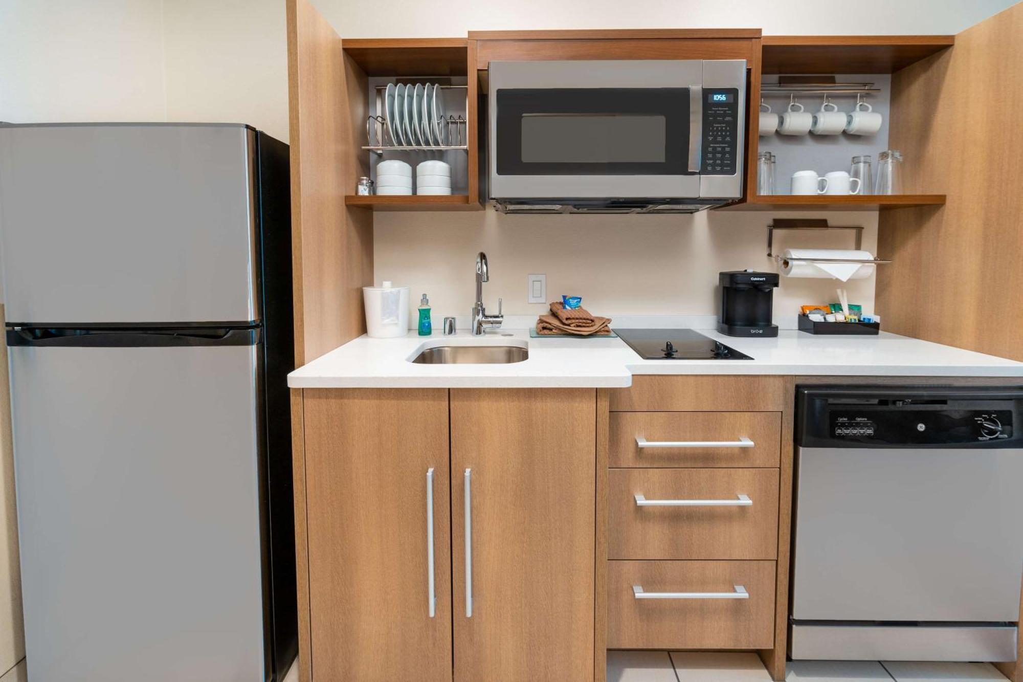 Home2 Suites Corona, Ca Экстерьер фото