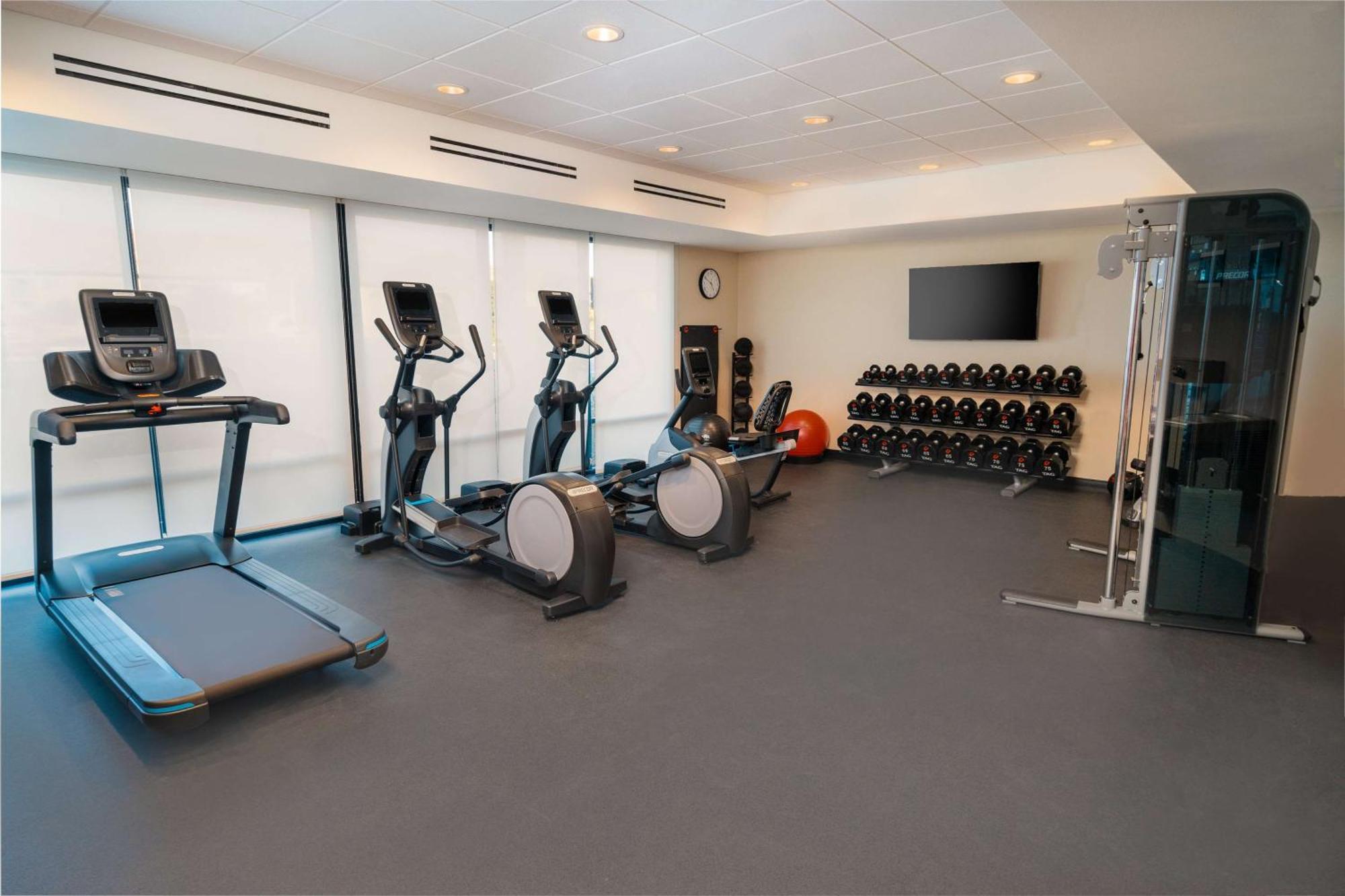 Home2 Suites Corona, Ca Экстерьер фото
